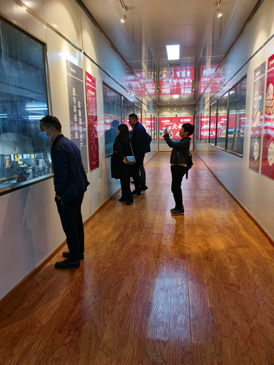 湖南长沙聚味瞿记董事长瞿涛带队莅临我司工厂参观考察 双方正式达成深度战略合作